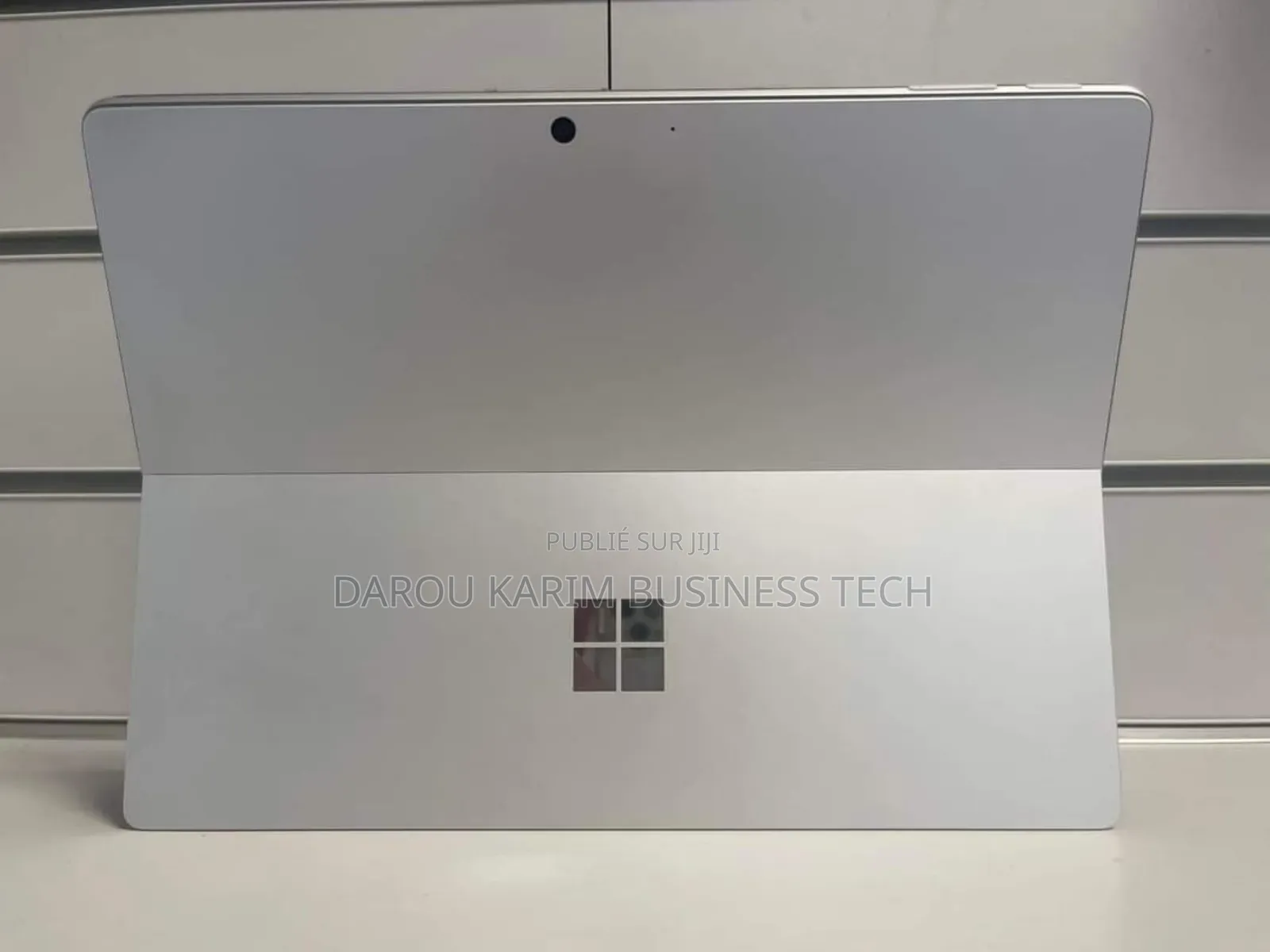 New Microsoft Surface Pro 9 8GB Intel Core I5 SSD 256GB