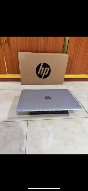 New HP EliteBook 840 G3 8GB Intel Core I5 SSD 256GB