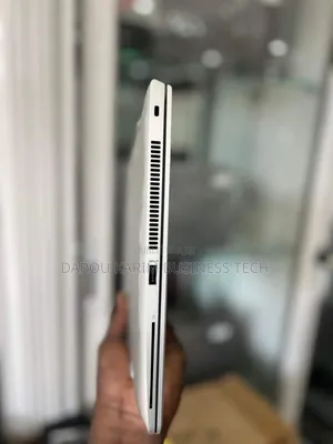 New Ordinateur Portable HP EliteBook MT42 8GB AMD Ryzen 3 SSD 256GB