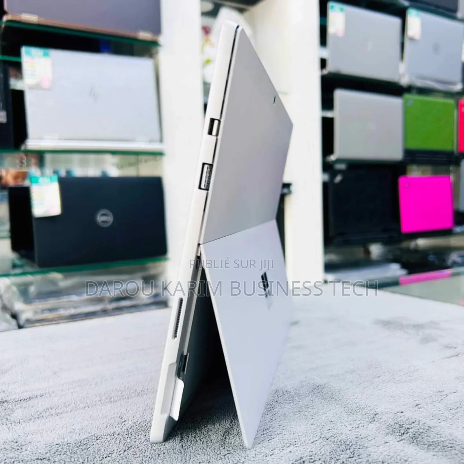 New Microsoft Surface Pro 5 8GB Intel Core I5 SSD 256GB