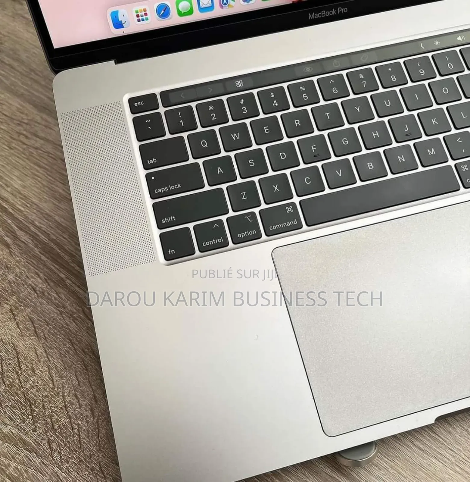 New Apple MacBook Pro 2019 16GB Intel Core I7 SSD 512GB