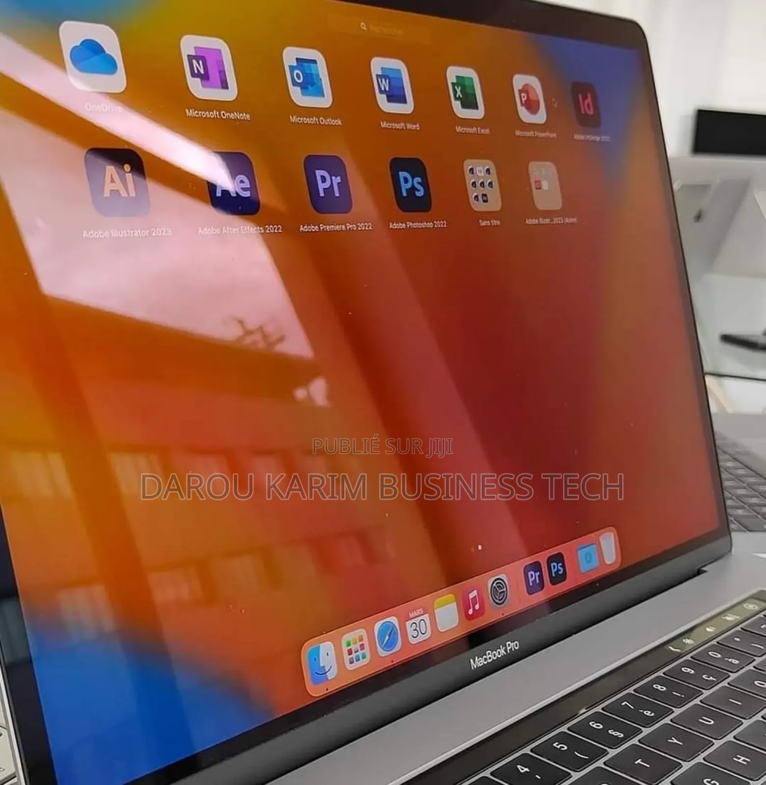 New Apple MacBook Pro 2019 16GB Intel Core I9 SSD 512GB