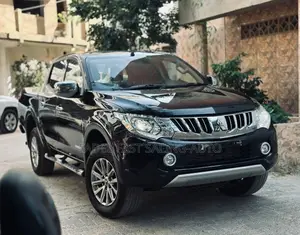 Mitsubishi L200 2017 Noir