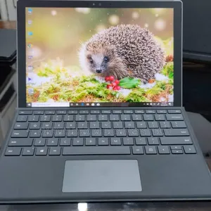 New Microsoft Surface Pro 4 8GB Intel Core I5 SSD 256GB