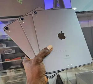 New Apple iPad Pro 256 GO Autre