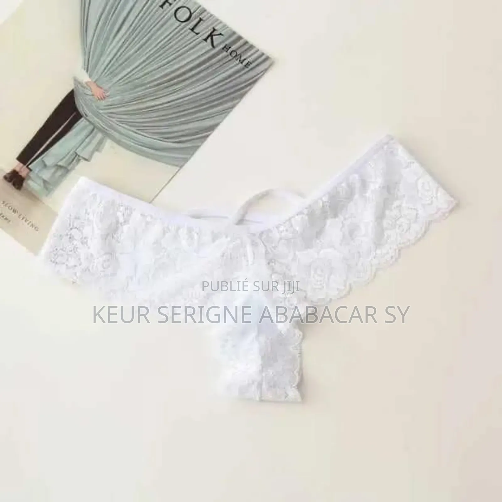 Slip Dentelle Croisé Derrière Taille Standard