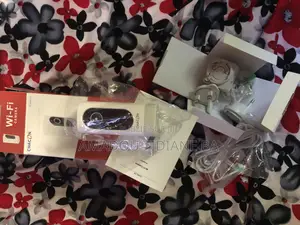 Caméra De Surveillance Intérieure Wifi Avec Micro ( Chacon )