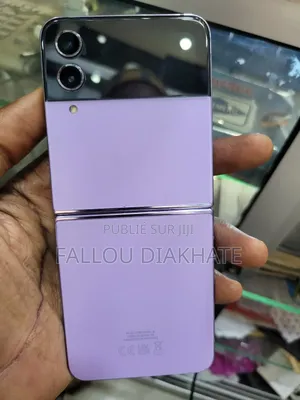 New Samsung Galaxy Z Flip4 256 GB Autre