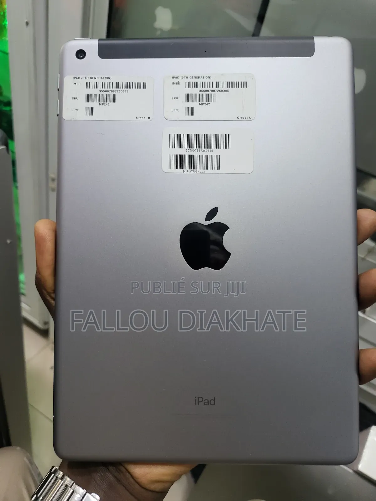 New Apple iPad Air 128 GB