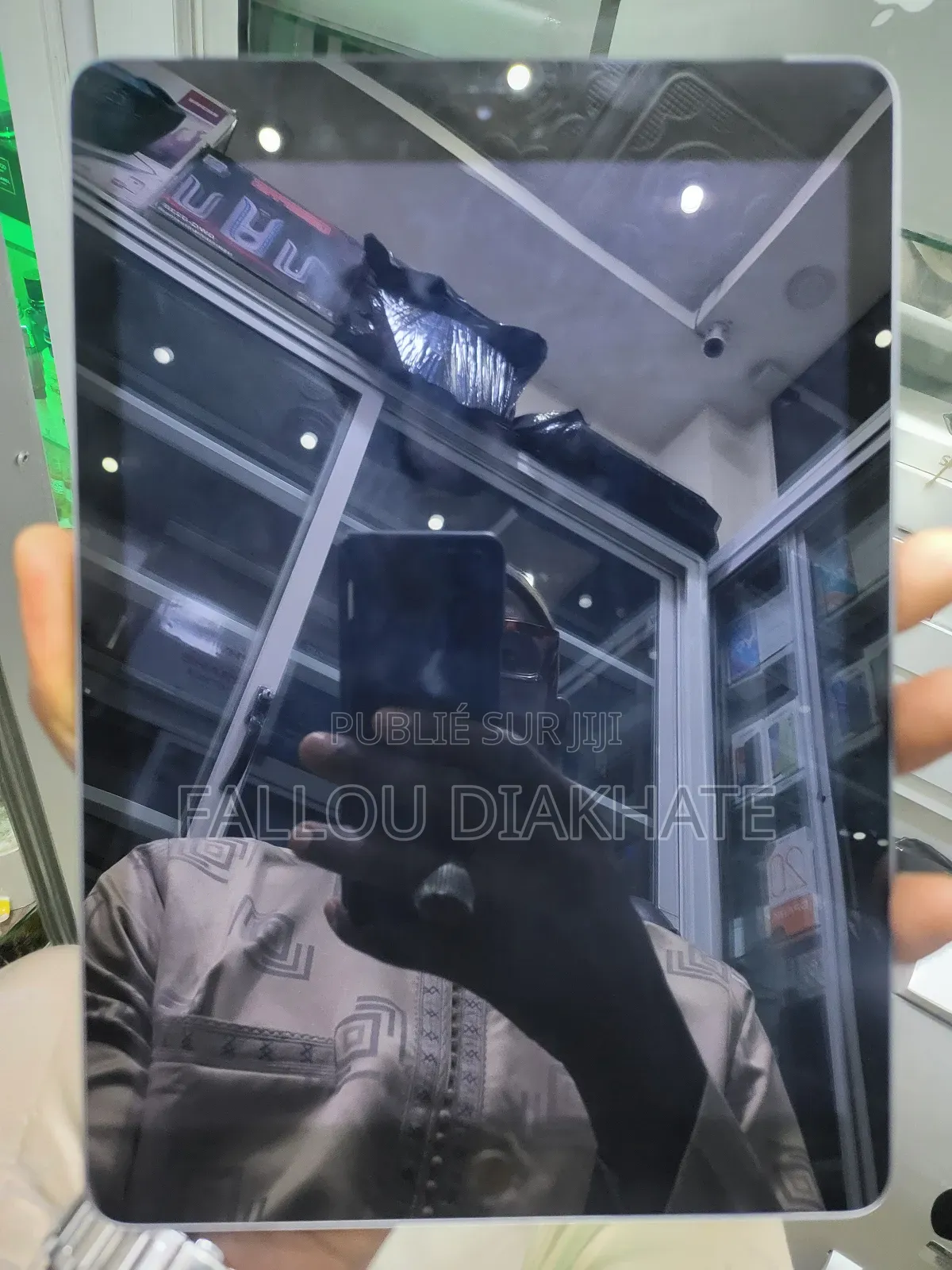 New Apple iPad Air 128 GB