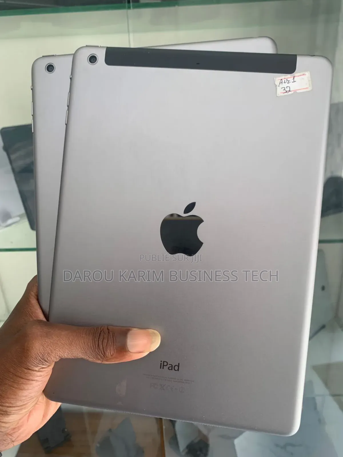 New Apple iPad Air 32 GB Autre