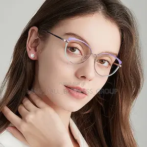 Lunettes DE Luxe Très Classe