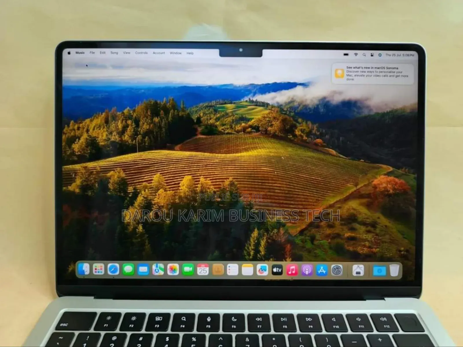 New Apple MacBook Air 2022 M2 8GB Apple M2 SSD 256GB