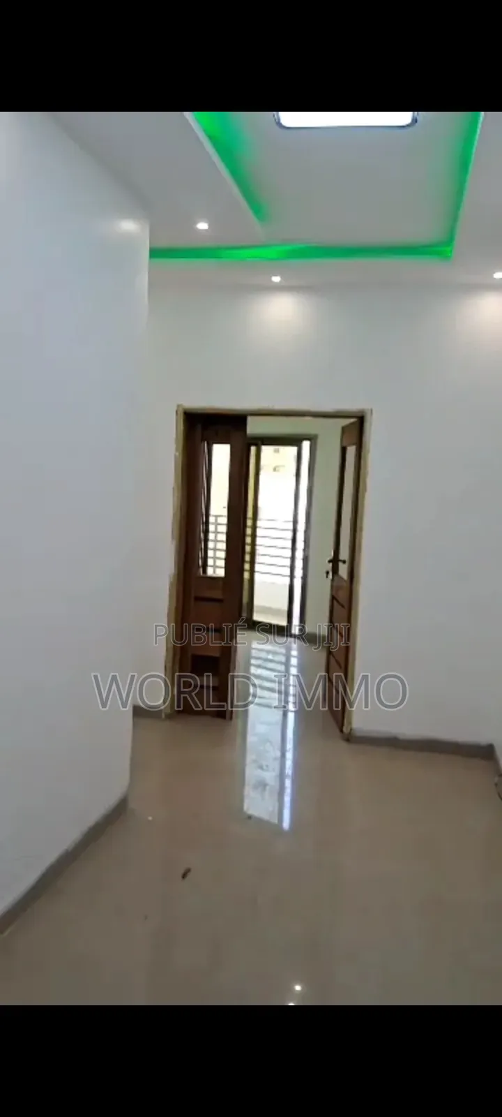 2chbre Appartement dans Appartement B, Yoff à Louer