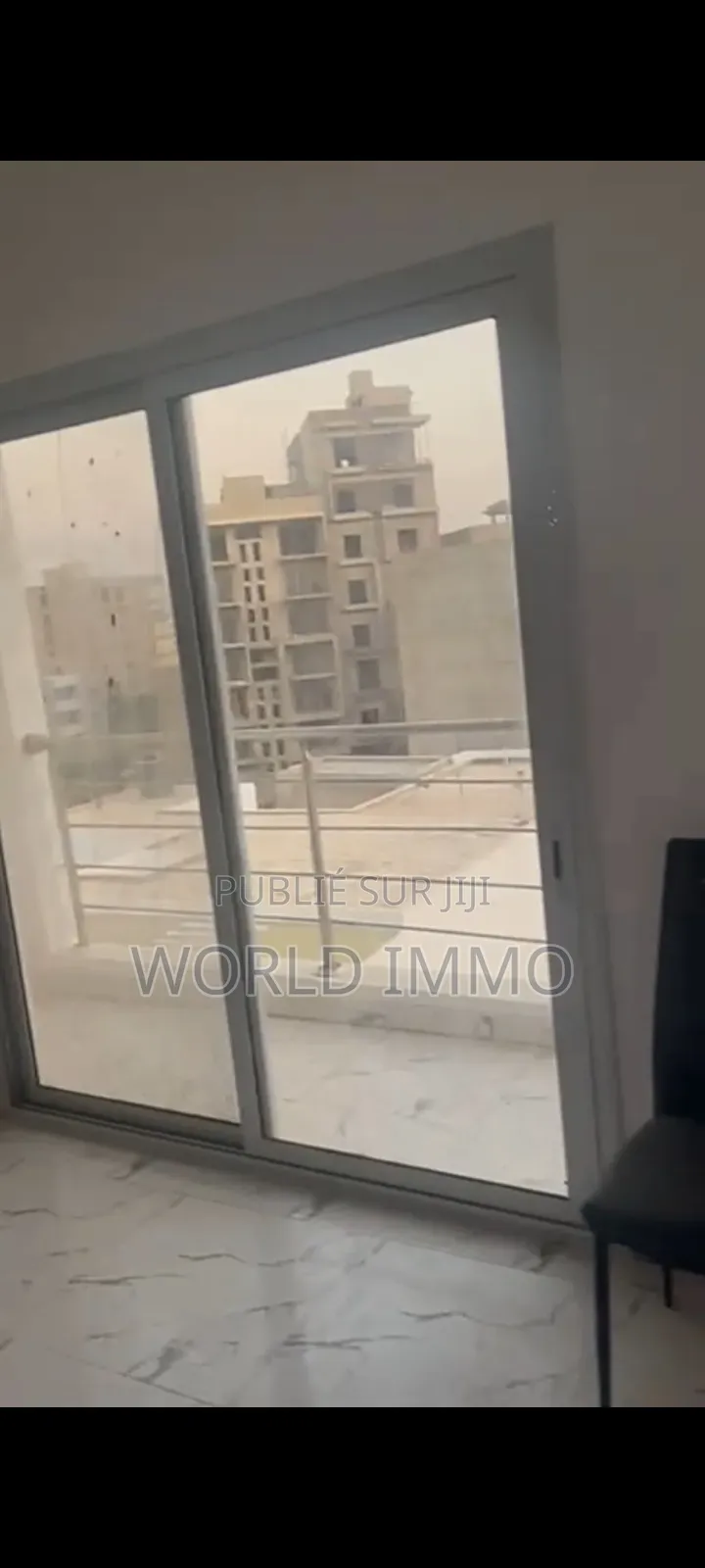 1chbre Studio dans L'Immeuble, Almadies à Louer