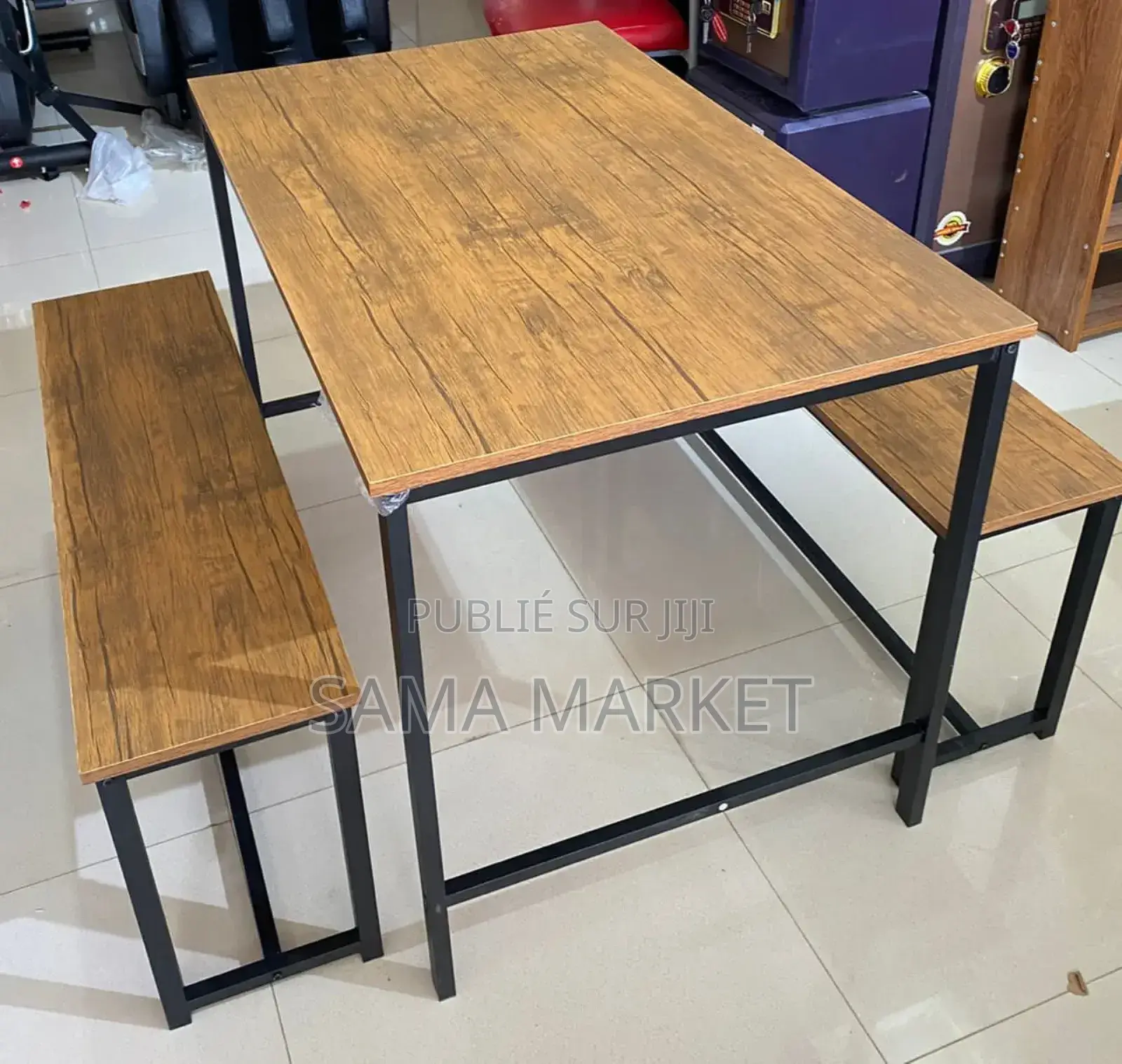Table À Manger