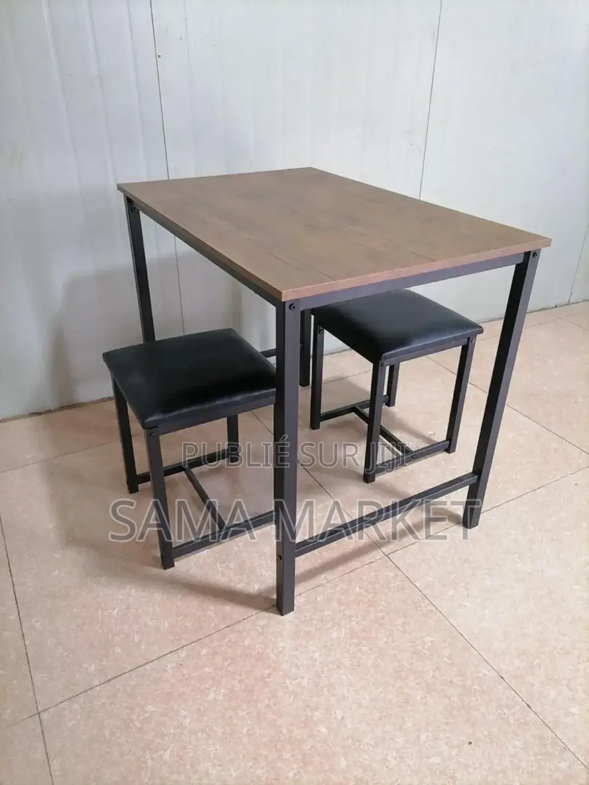 Table À Manger