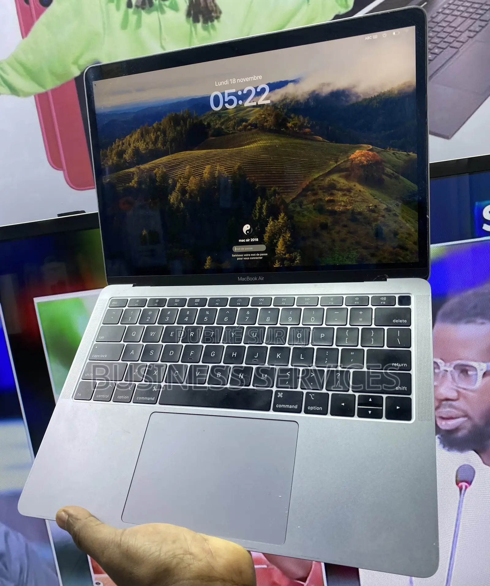 New Apple MacBook Air 2018 8GB Intel Core I5 SSD 256GB