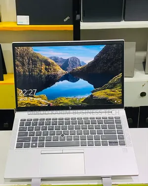 New Ordinateur Portable HP EliteBook MT42 16GB AMD Ryzen 3 SSD 512GB