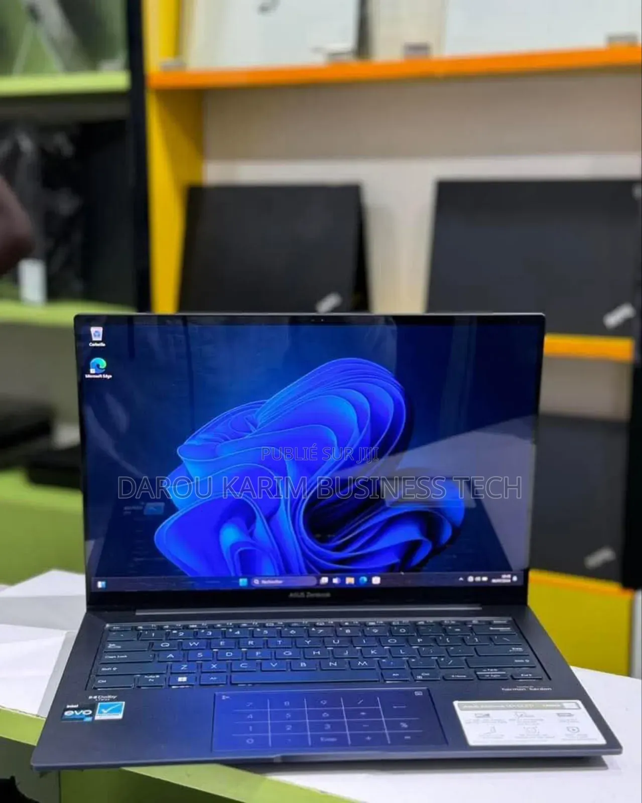 New Asus Zenbook 14 UX434 16GB Intel Core I7 SSD 512GB