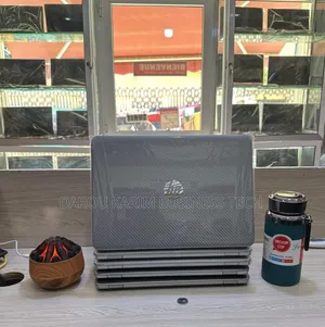 New HP EliteBook 840 G3 8GB Intel Core I5 SSD 256GB