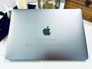 New Ordinateur Portable Pomme MacBook 8GB Intel Core I5 SSD 256GB