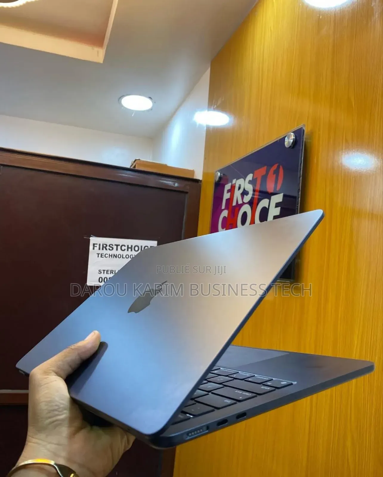 New Apple MacBook Air 2022 M2 8GB Apple M2 SSD 256GB