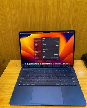 New Apple MacBook Air 2022 M2 8GB Apple M2 SSD 256GB