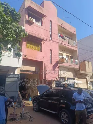 8chbre Maison dans L'Immobilier, HLM à Vendre