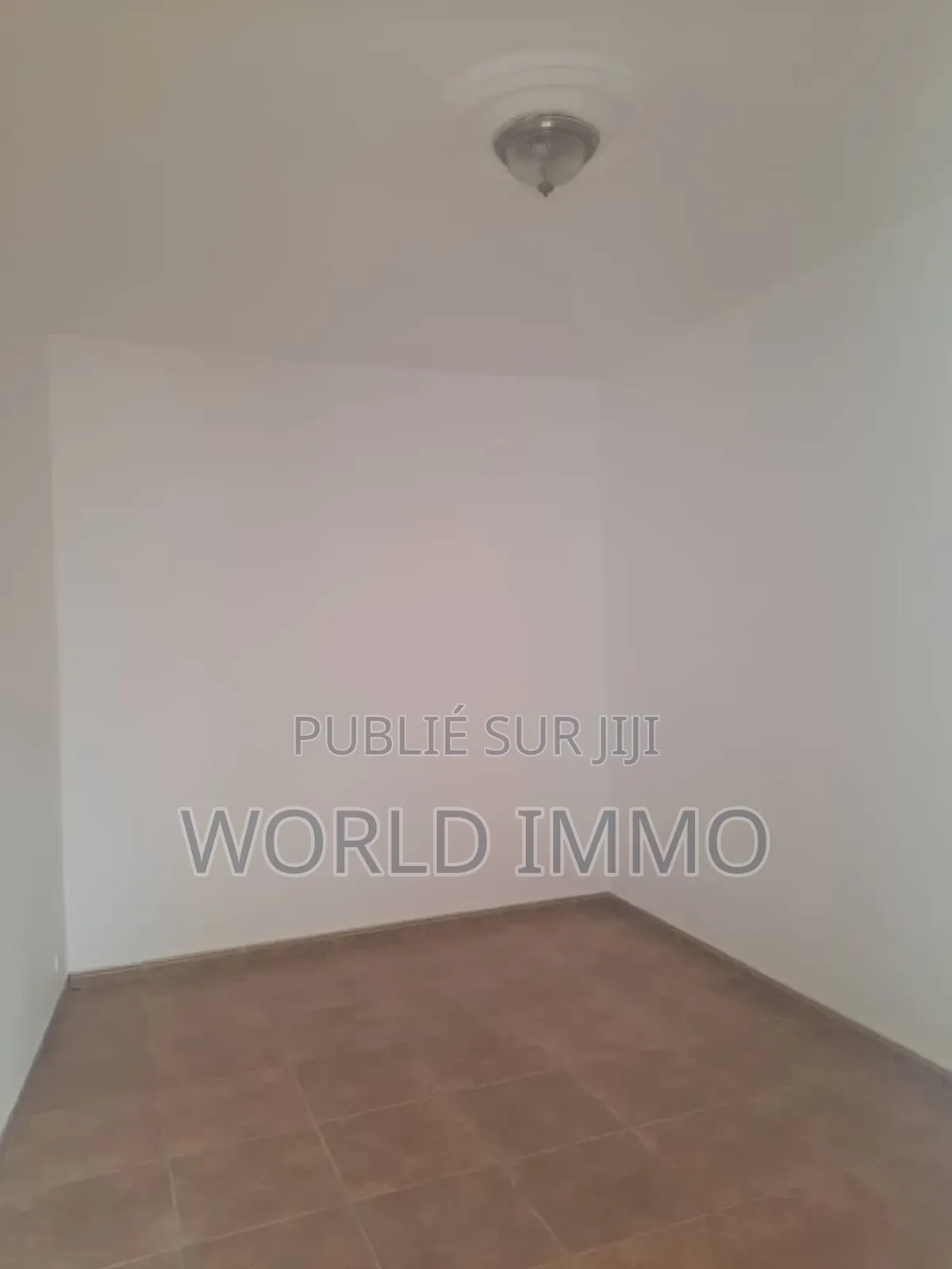 4chbre Villa dans Lavilla, Yoff à Louer