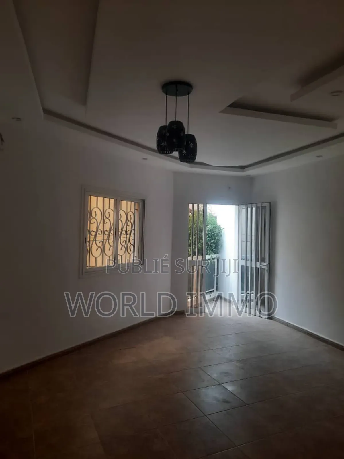 4chbre Villa dans Lavilla, Yoff à Louer