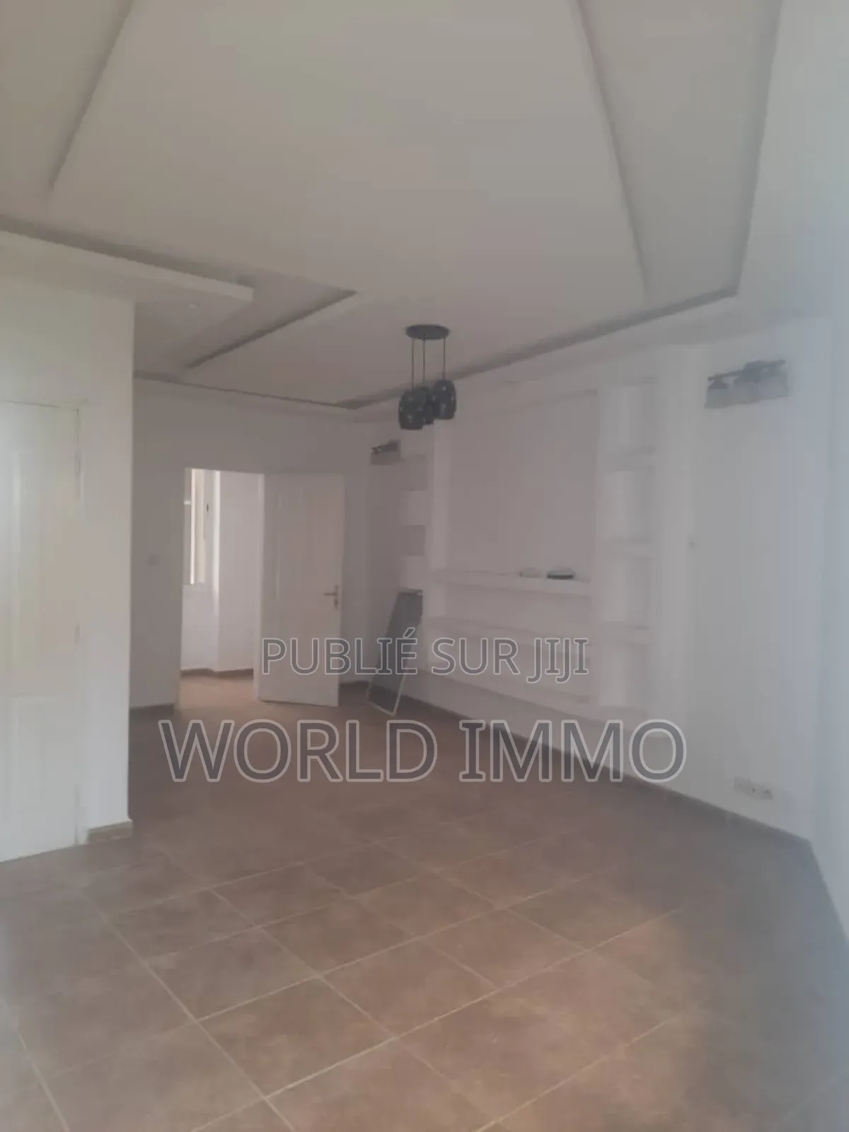 4chbre Villa dans Lavilla, Yoff à Louer