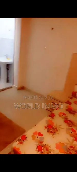 1chbre Mini-plat dans Le Pis, Almadies à Louer