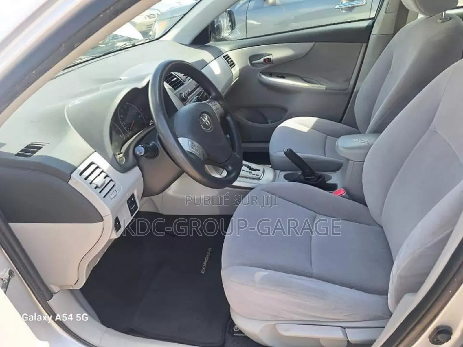 Toyota Corolla 2012 Blanc cassé