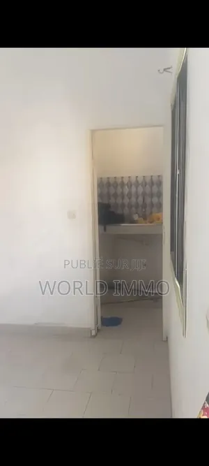 1chbre Studio dans Lieu, Almadies à Louer