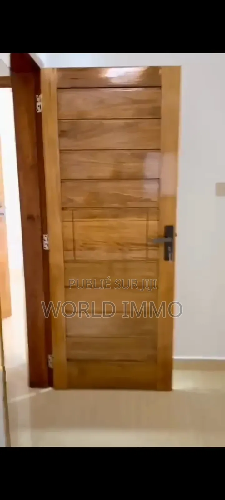 2chbre Appartement dans L'Immeuble, Yoff à Louer