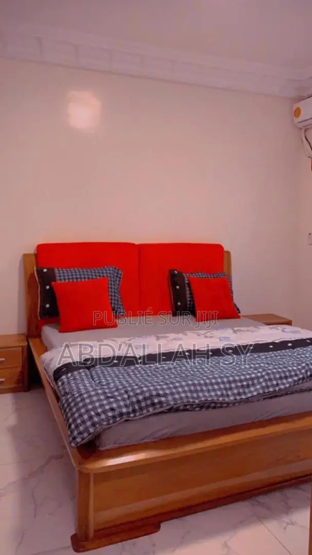 Furnished 2chbre Appartement dans Guediawaye à Louer