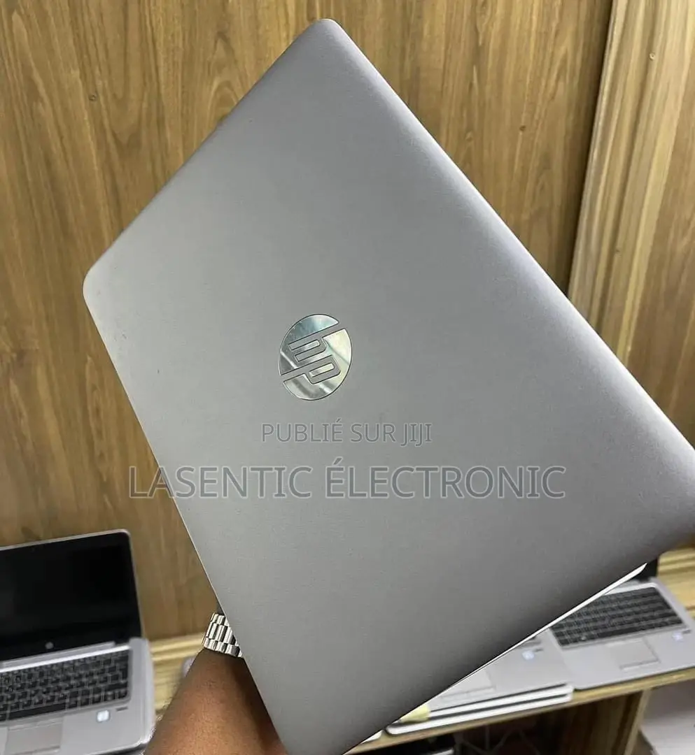 Neuf HP EliteBook 820 G4 16GB Intel Core I5 SSD 256GB