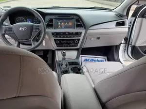 Hyundai Sonata 2015 Blanc cassé