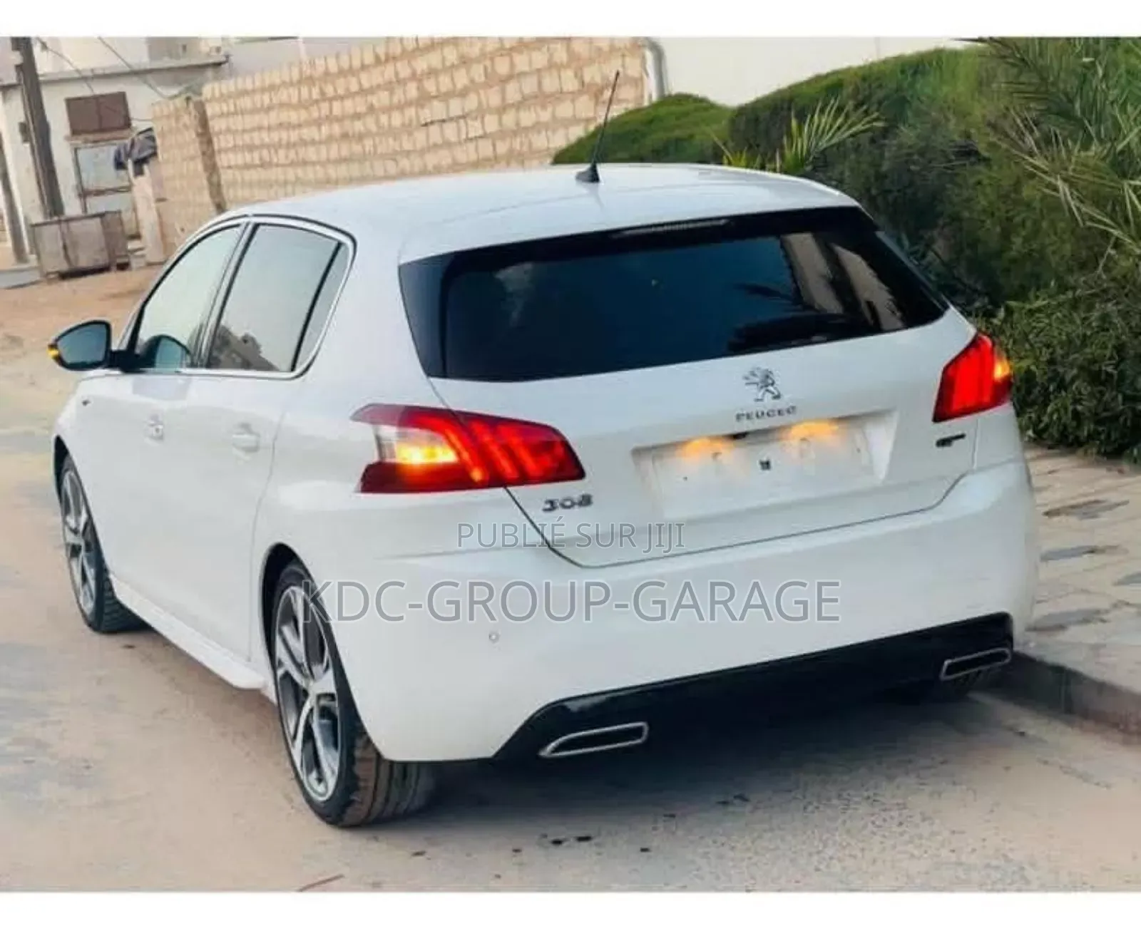 PEUGEOT 308 2015 Blanc cassé