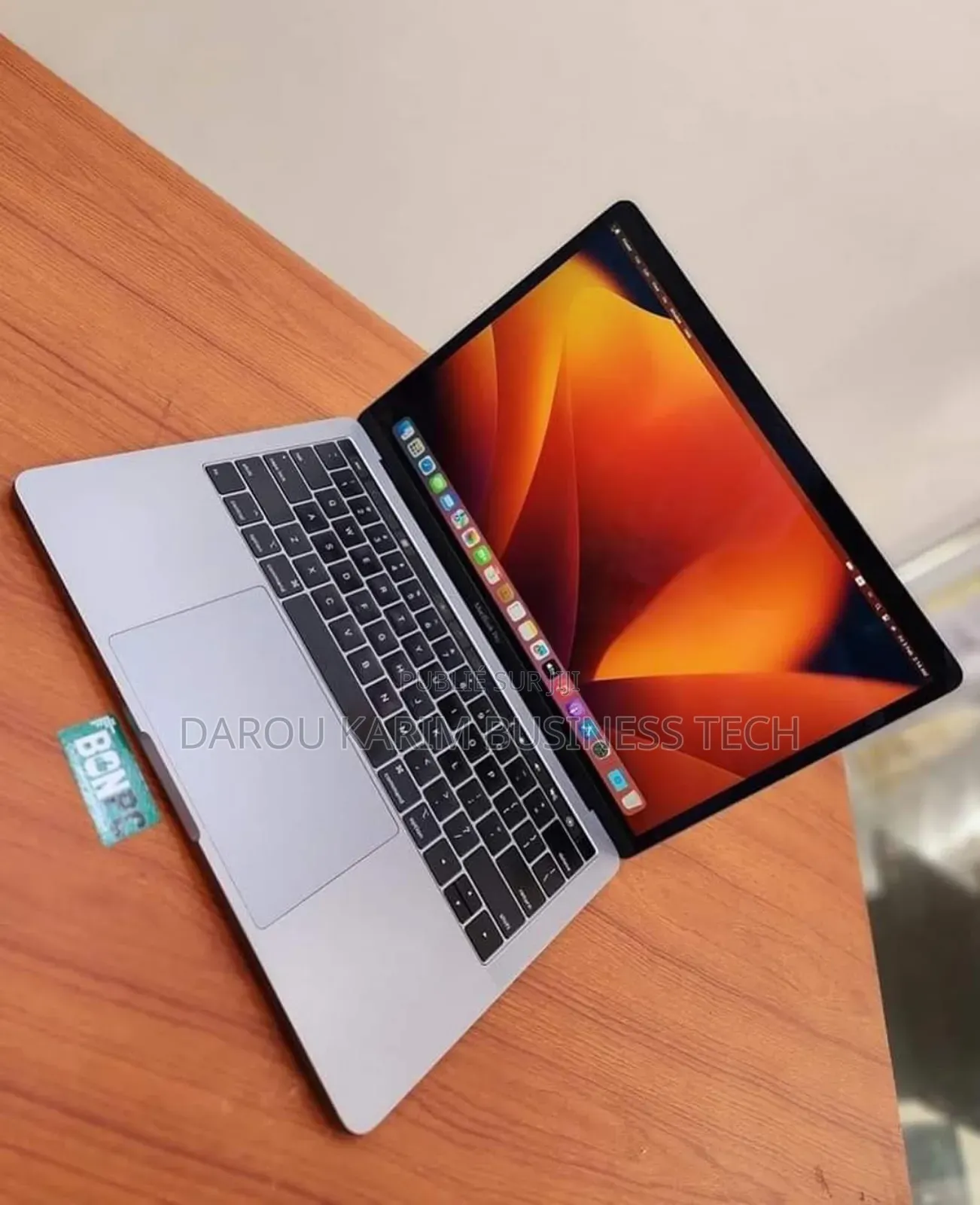 New Apple MacBook Pro 2019 16GB Intel Core I7 SSD 512GB