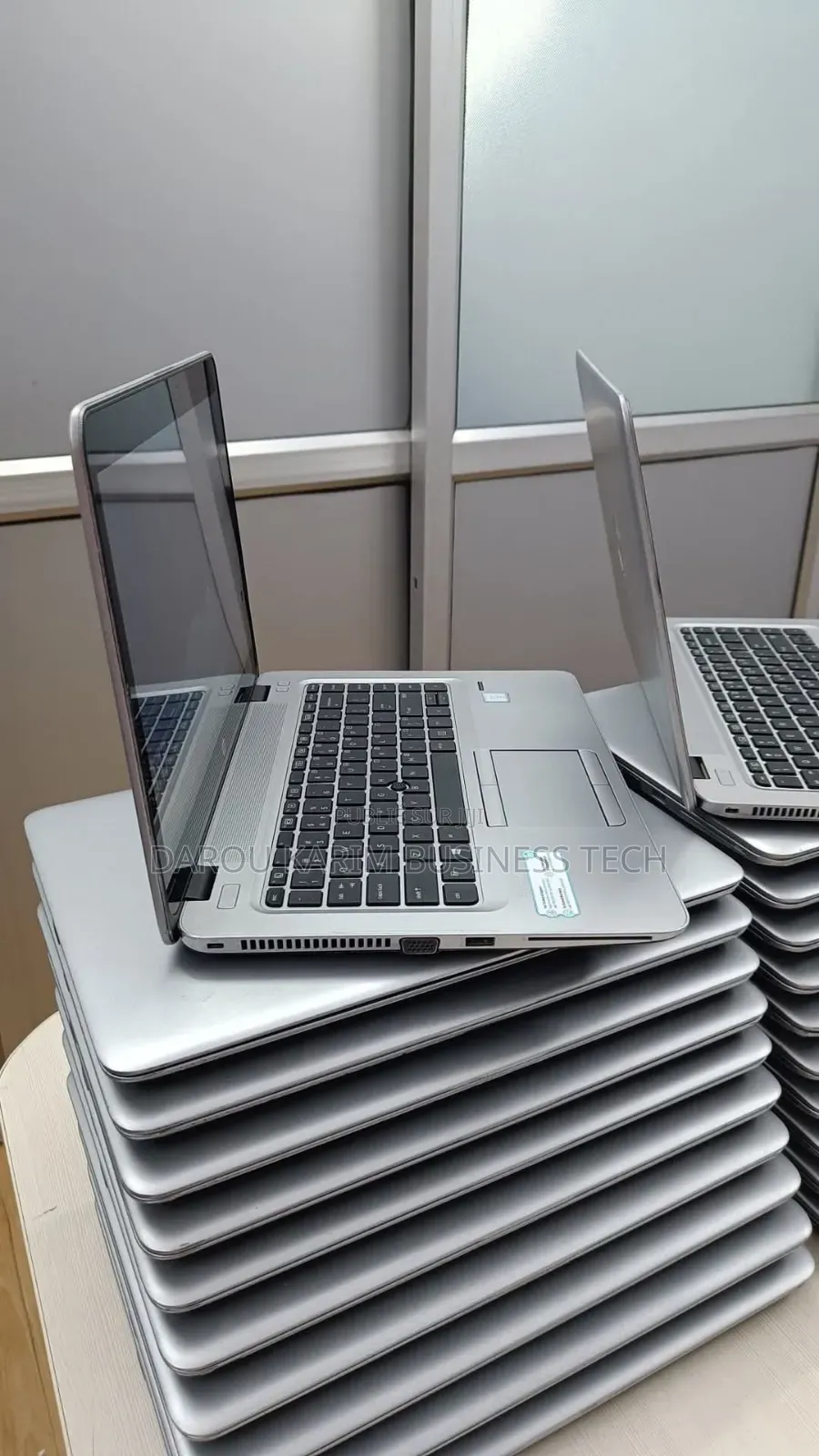 New HP EliteBook 840 G3 8GB Intel Core I5 HDD+SSD 512GB