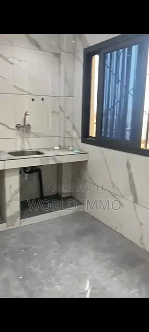 1chbre Mini-plat dans L'Envi, Mermoz Sacré-Cœur à Louer