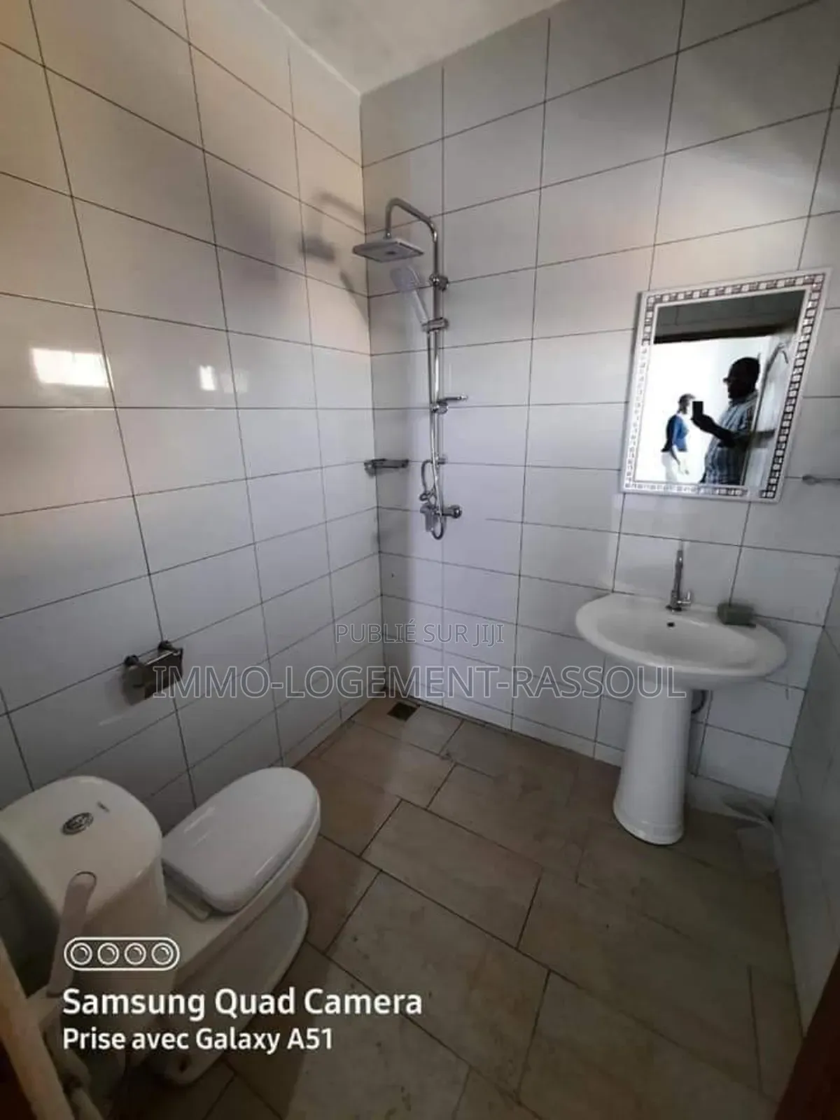 3chbre Appartement dans , Ouakam à Louer