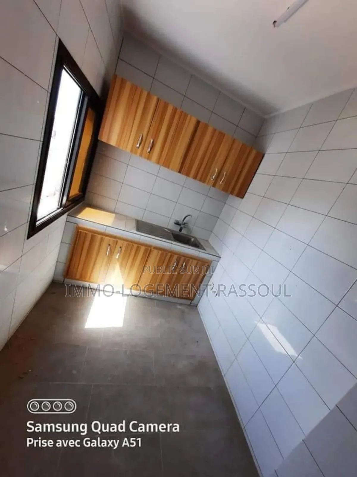 3chbre Appartement dans , Ouakam à Louer