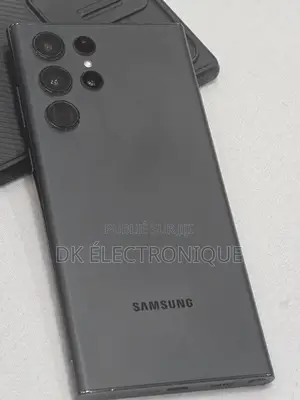 Photo - New Samsung Galaxy S22 Ultra 5G 256 GB Noir
