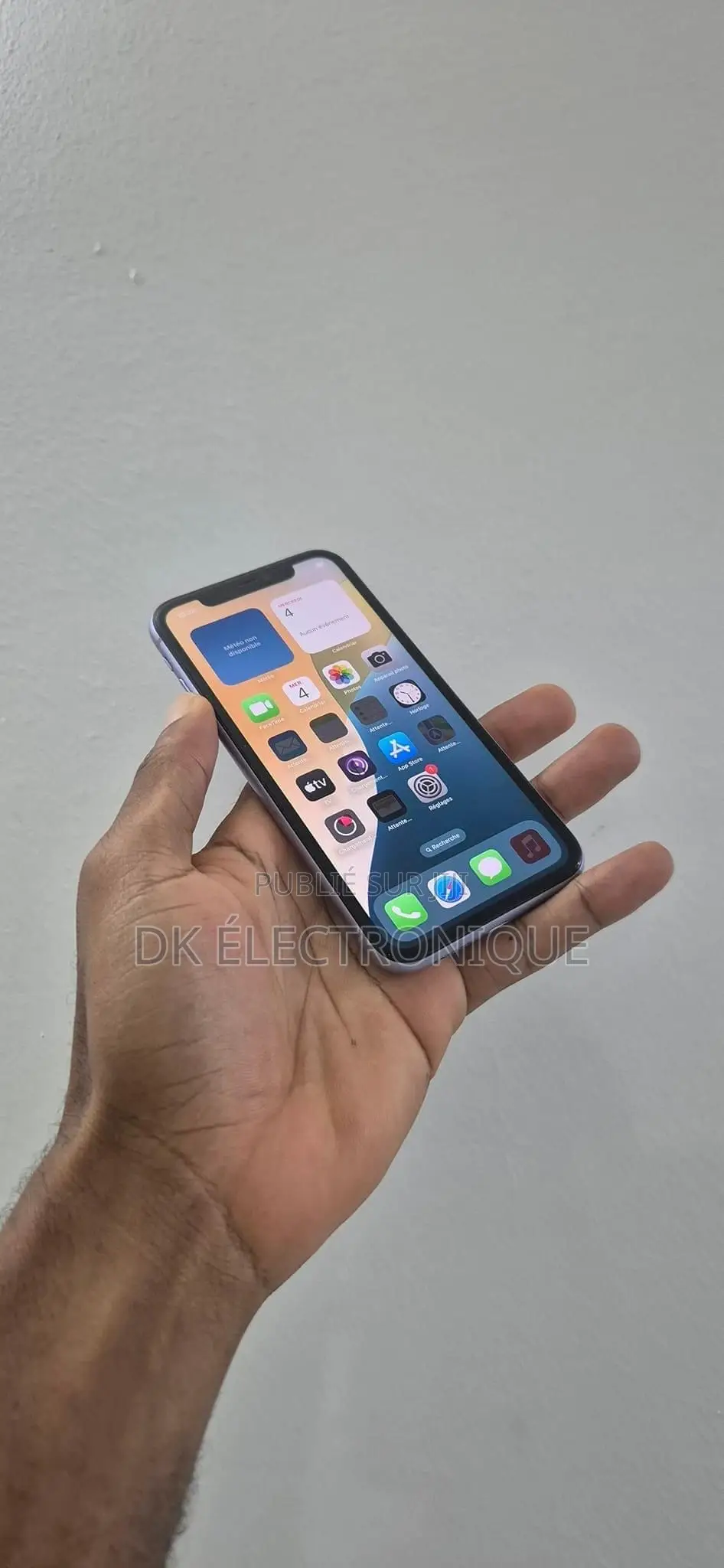 New Apple iPhone 11 128 GB Violet