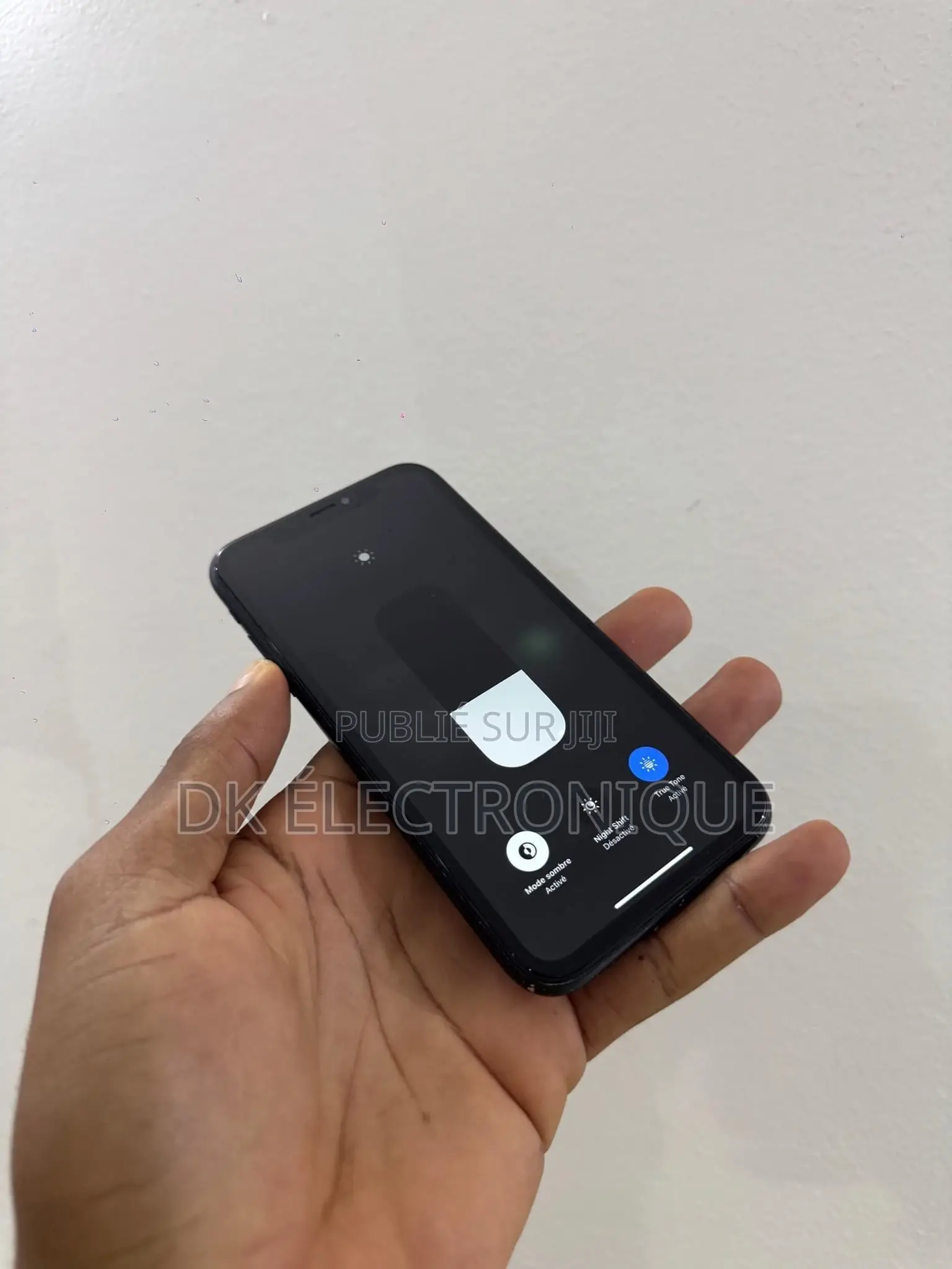 Apple iPhone XR 64 GB Noir