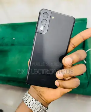 Photo - New Samsung Galaxy S21+ 5G 128 GB Noir