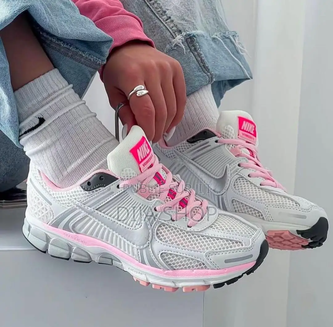 Disponible Original Nike Zoom Vomero 5 /40/41